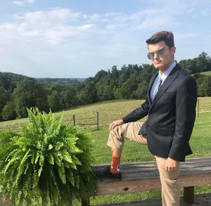 Meet your Posher, Brady